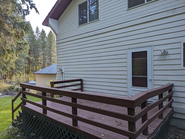 Building Photo - 134 Hanaford Rd