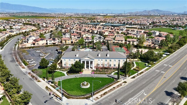 Building Photo - 5053 S Heritage Paseo