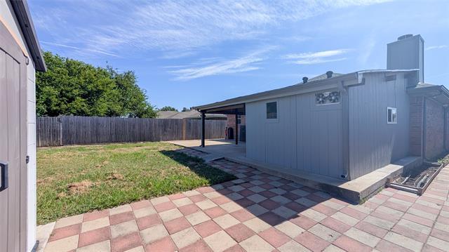 Building Photo - 5718 Creekridge Dr