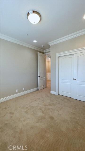 Building Photo - 5921 Alessandro Ave