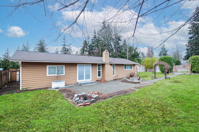 Building Photo - 629 212th St SW