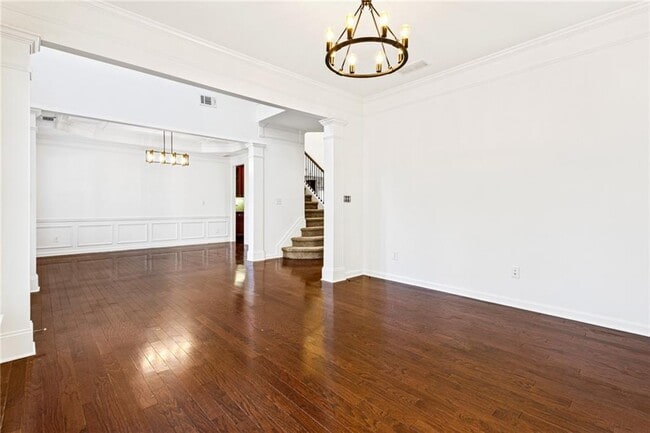 Building Photo - 3062 Eastbrook Terrace