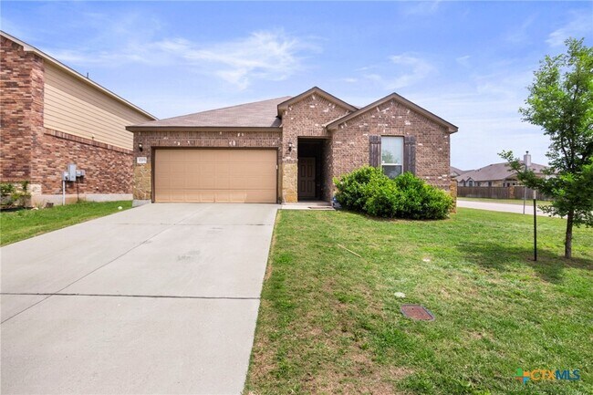 Building Photo - 1203 Daffodil Dr