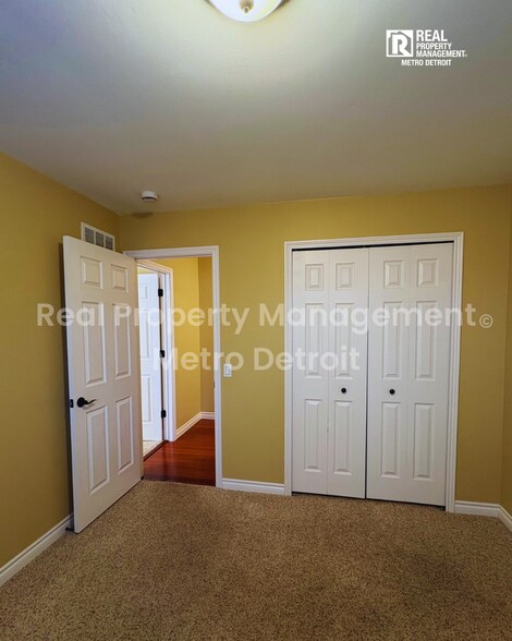 Building Photo - 2090 Cumberland Rd