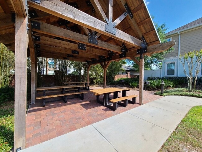 Building Photo - 3br 2.5ba at OVIEDO ON THE PARK. Tile floo...