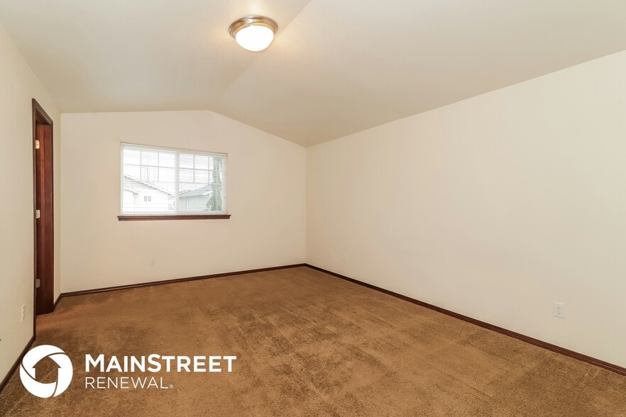 Building Photo - 4740 147th Pl NE