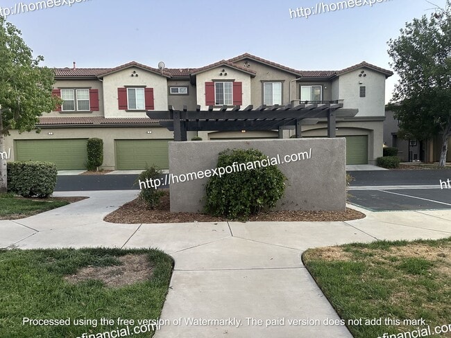 Building Photo - Nice Home For Rent