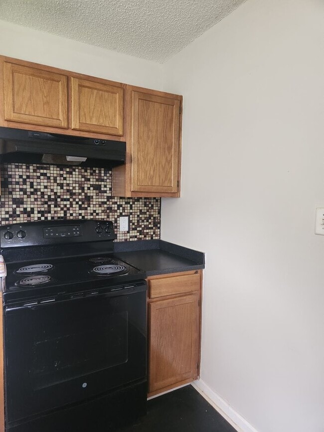 Building Photo - Ranch home in the Fairstone community