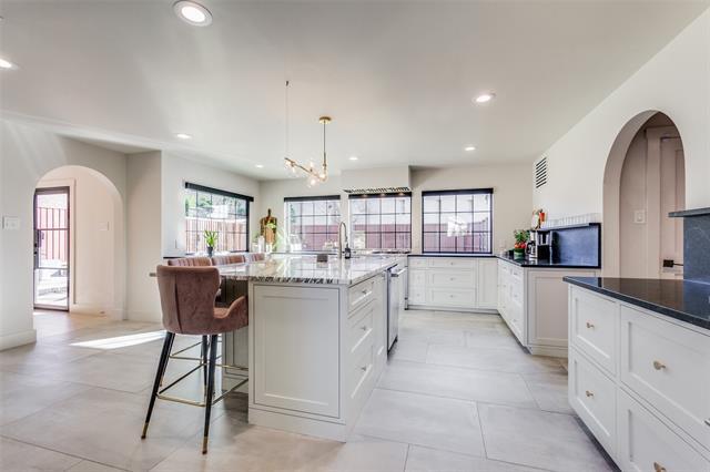 Building Photo - 15710 Nedra Way
