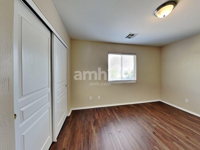 Building Photo - 247 N 152nd Dr