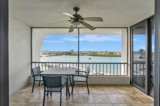 Building Photo - 1648 Jupiter Cove Dr