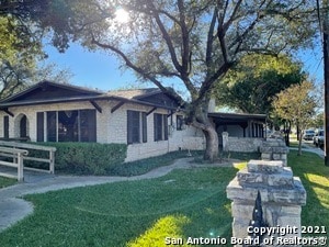 Building Photo - 315 Hillcrest Dr