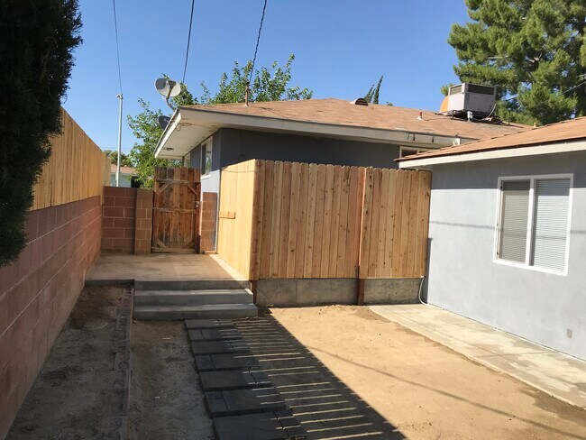 Out Side - 2709 Cardinal Ave