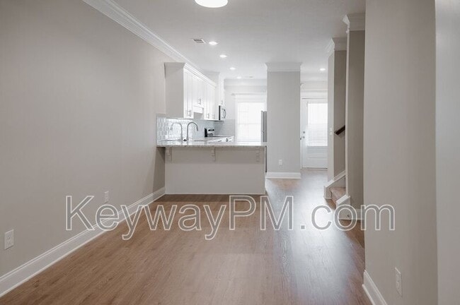 Building Photo - 4512 Chestnut Trl