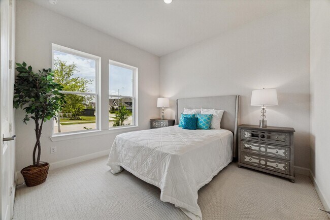 Building Photo - 407 May Meadow Ln