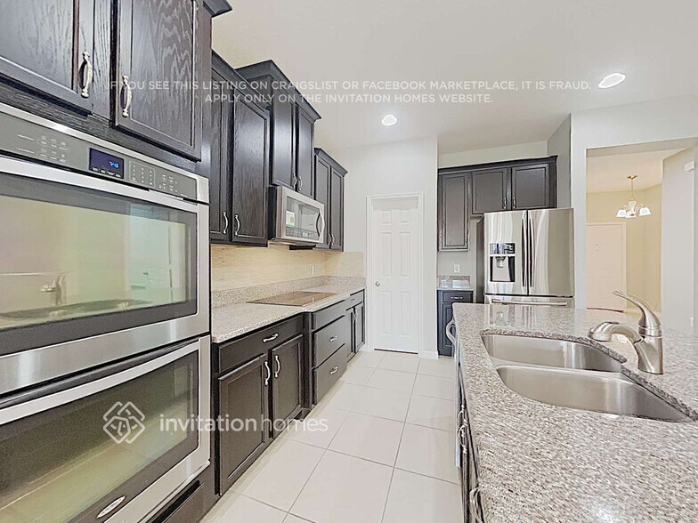 Building Photo - 1504 Pine Marsh Loop