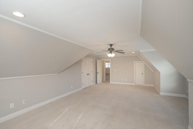 Building Photo - 7002 Brindle Ridge Way