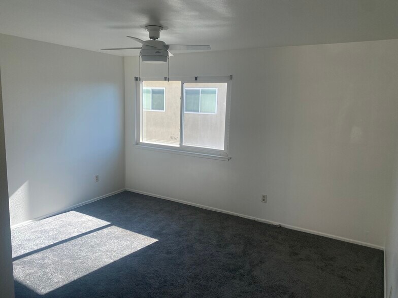 Building Photo - 10031 San Miguel Ct