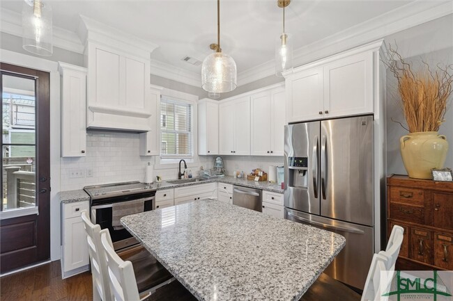 Building Photo - 714 Tattnall St