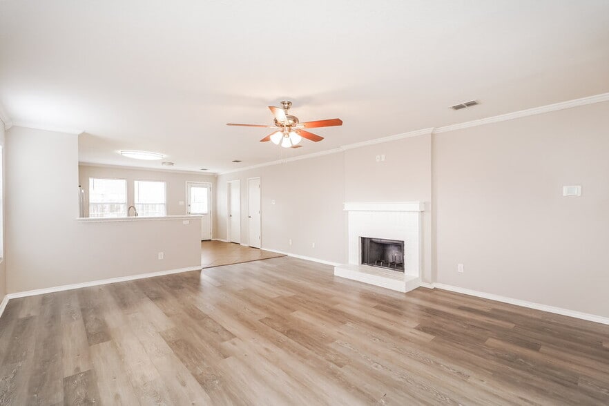 Building Photo - 2931 Volturno Dr