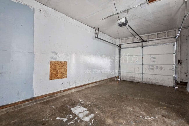 Building Photo - 60 Vicksburg Ln