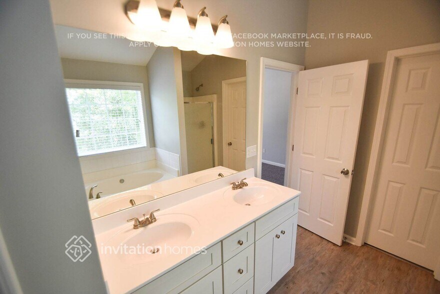 Building Photo - 972 Garden Meadows Cir