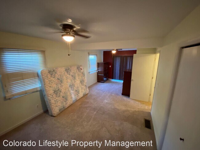 Building Photo - 4 br, 2 bath House - 118 W Mill Street