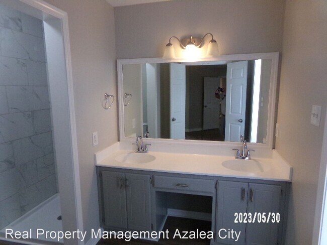 Building Photo - 3 br, 2 bath House - 1155 Richmond Ct