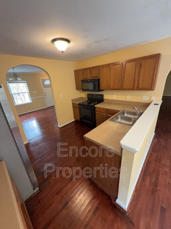 Building Photo - 4520 Shady Side Ln