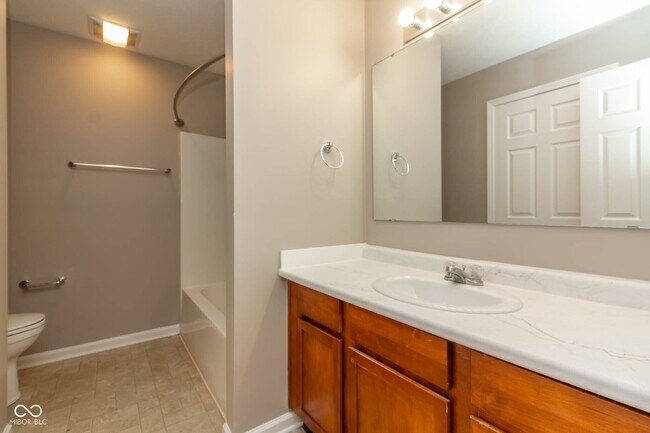 Building Photo - 7646 Sand Run Ct