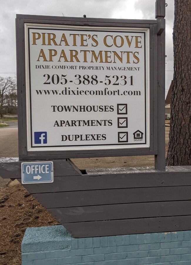 Building Photo - Pirate Cove Apartments 37-42