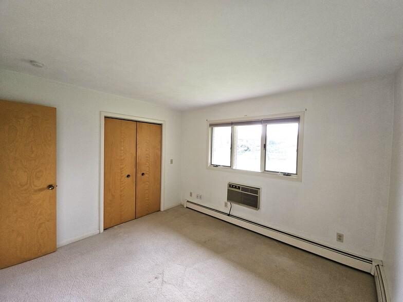 Bedroom 2 - 149 Eastland Dr