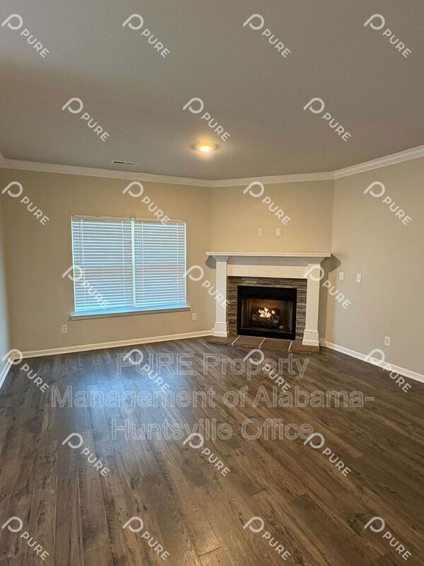 Building Photo - 14170 Lannister Ln