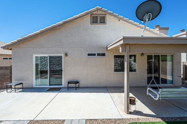 Building Photo - Warm Desert Living in La Cholla Ridge – 3 Bedroom Tucson Retreat