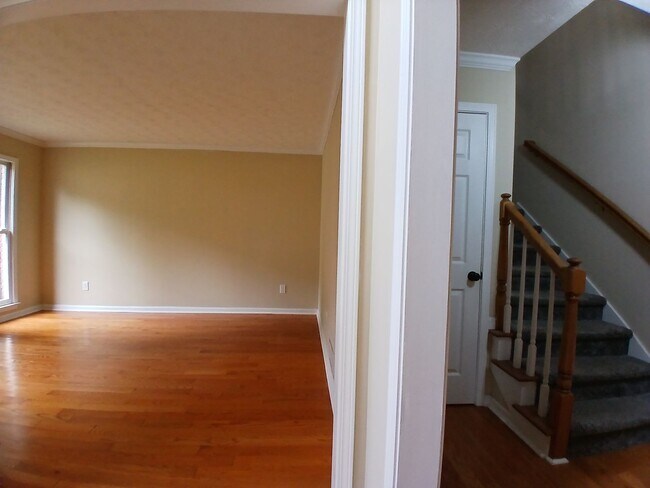 Building Photo - 4761 Habersham Way SE