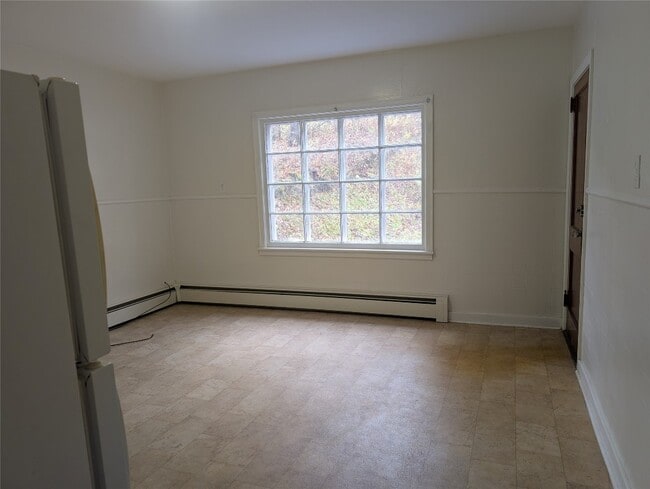 Building Photo - 327 Lower Stella Ireland Rd