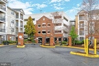 Building Photo - 12925 Centre Park Cir