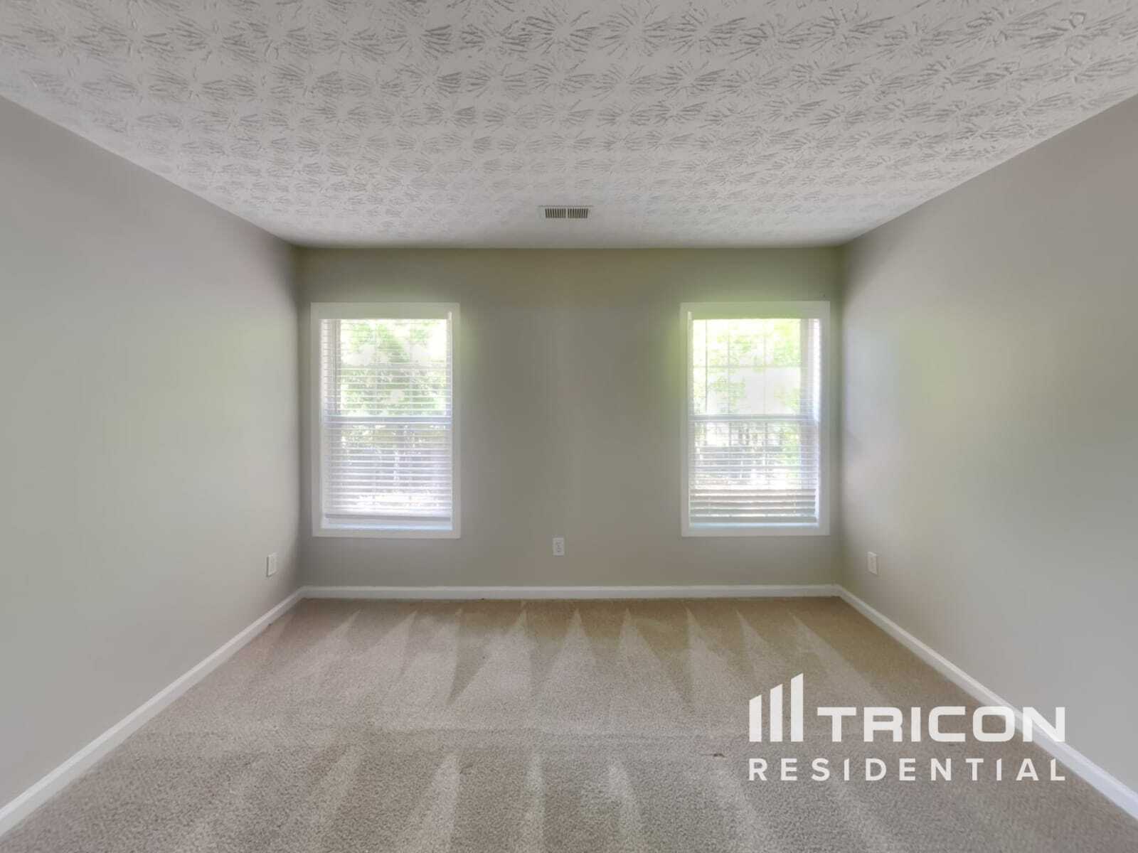 Building Photo - 1027 Maple Leaf Dr