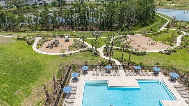 Building Photo - 14727 Field Daisy Dr