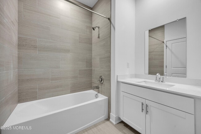 Building Photo - 28211 Radford Ct