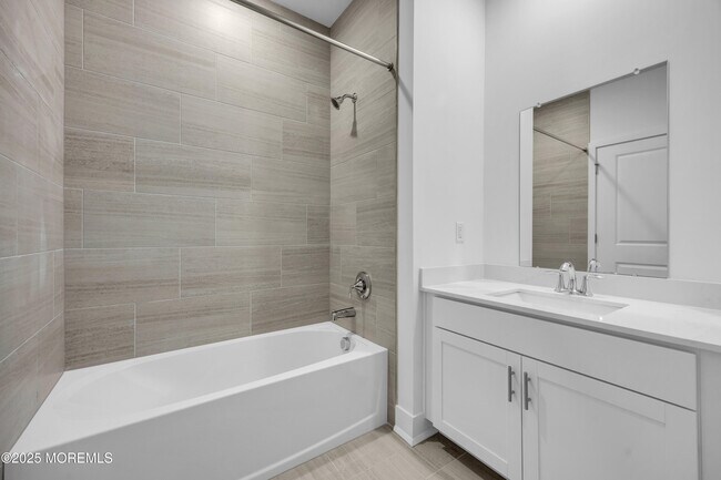 Building Photo - 28311 Radford Ct