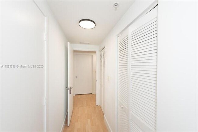 Building Photo - 325 S Biscayne Blvd