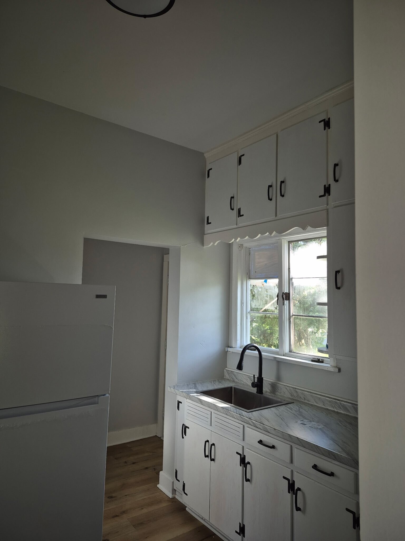 Building Photo - 403 Hopley Ave