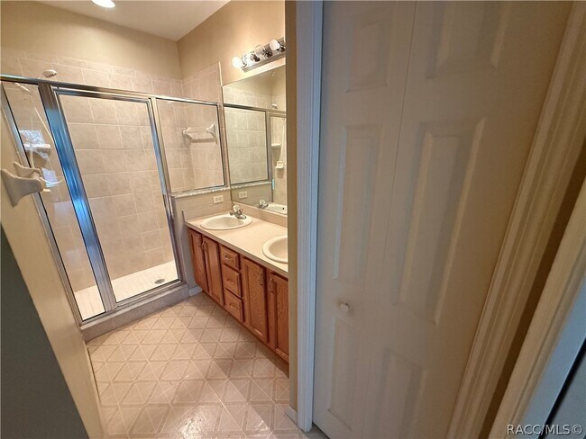 Building Photo - 1658 W Spring Meadow Loop