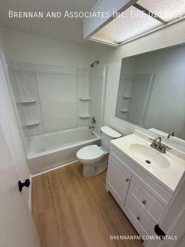 Building Photo - 7756 Nightingale Way