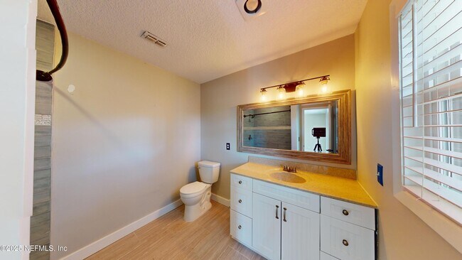 Building Photo - 695 A1A N