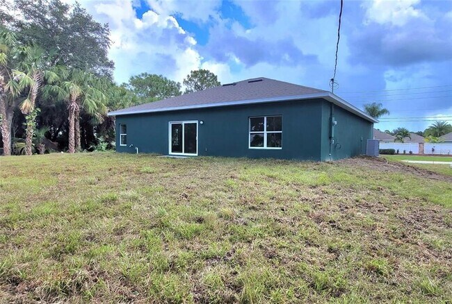 Building Photo - 407 Treemont Ave