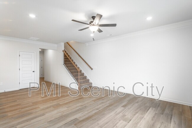 Building Photo - 9437 Cavalier Wy