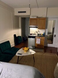 Building Photo - Arts Condominium [1324]