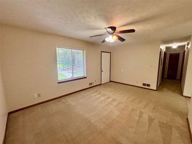 Building Photo - 358 Bradley Woods Ct NW
